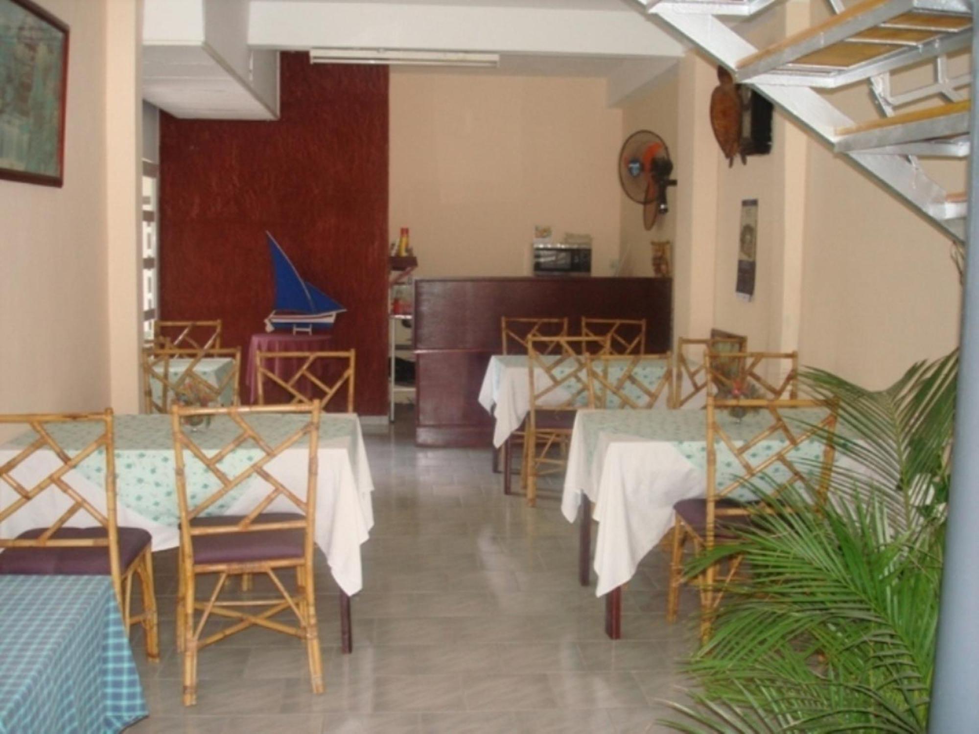 Auberge Le Saladier Mahébourg Exteriör bild