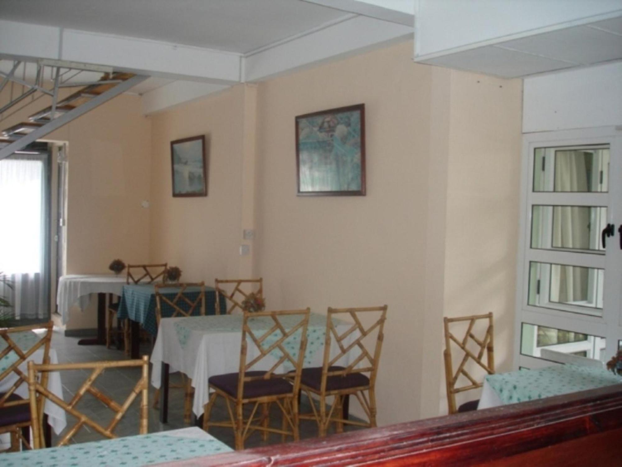 Auberge Le Saladier Mahébourg Exteriör bild