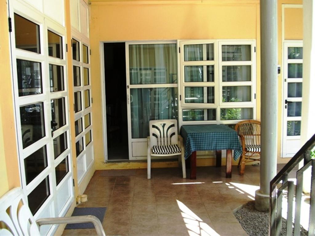 Auberge Le Saladier Mahébourg Exteriör bild